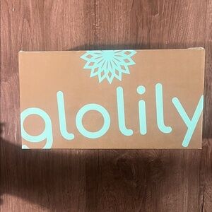 Glolily Brown and Blue Box